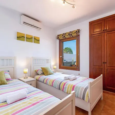Villa Casa Maderita By